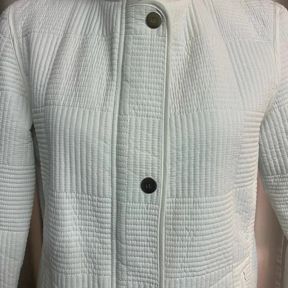 Columbia women’s black zip up size medium - Picture 2 of 9